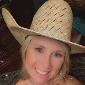 Meet your Posher, Danielle horn